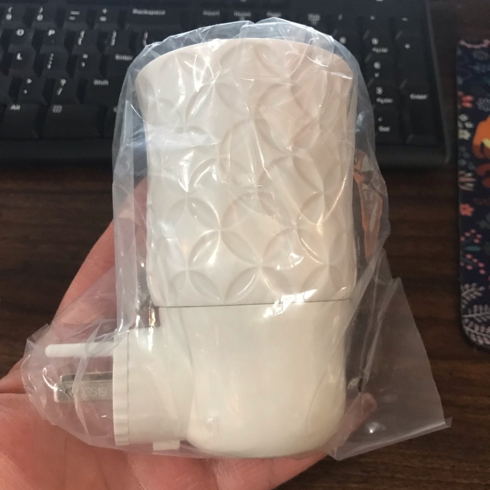 Scentsy wall fan diffuser Star brand new